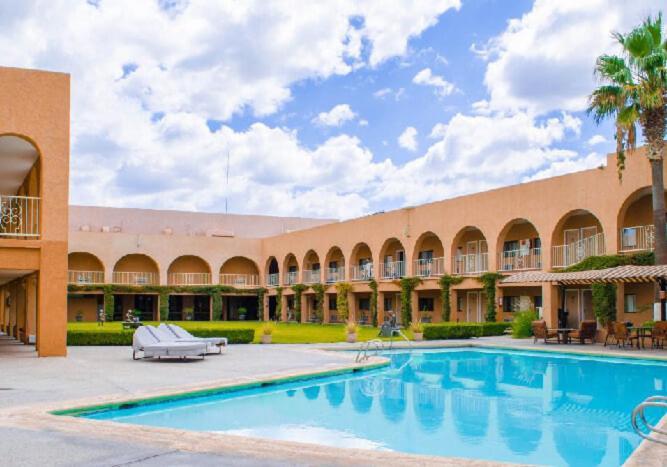 Hotel Santa Fe Camargo Luaran gambar
